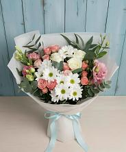 Букет цветов из:  Розы, Лизиантусы и Хризантемы в Манасе