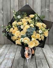 Букет цветов из:  Розы и Лизиантусы в Манасе