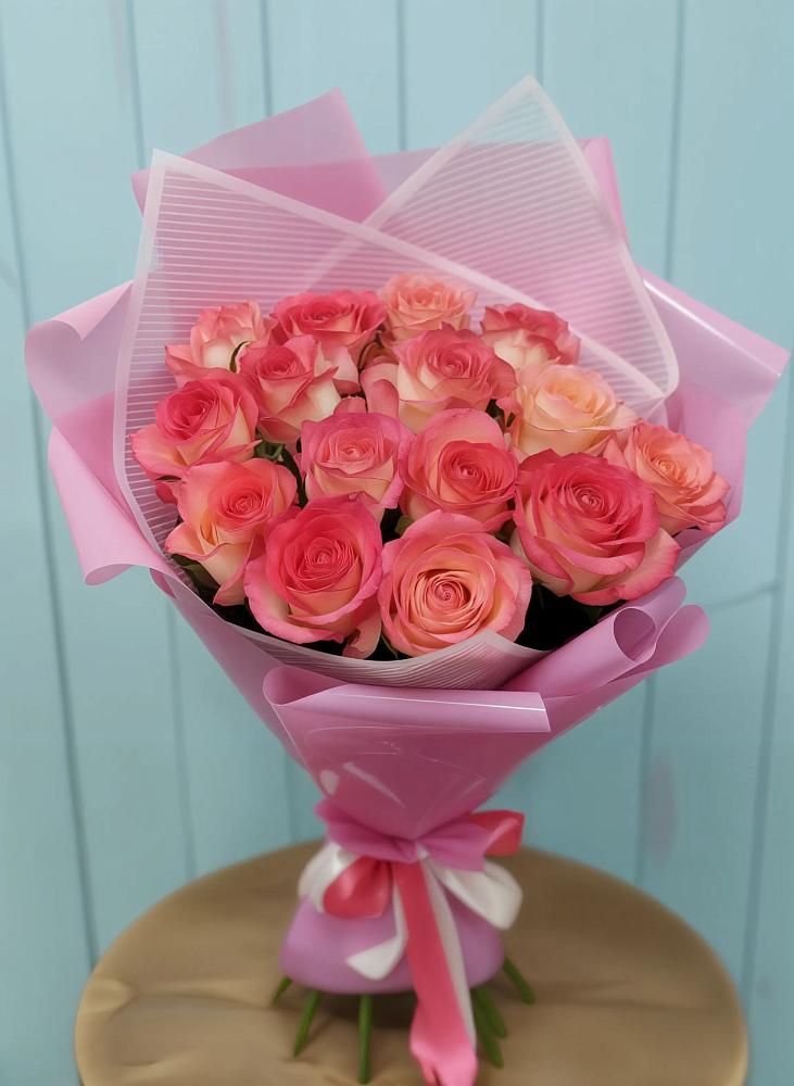 Букет 15 Розовых роз Равель в Манасе