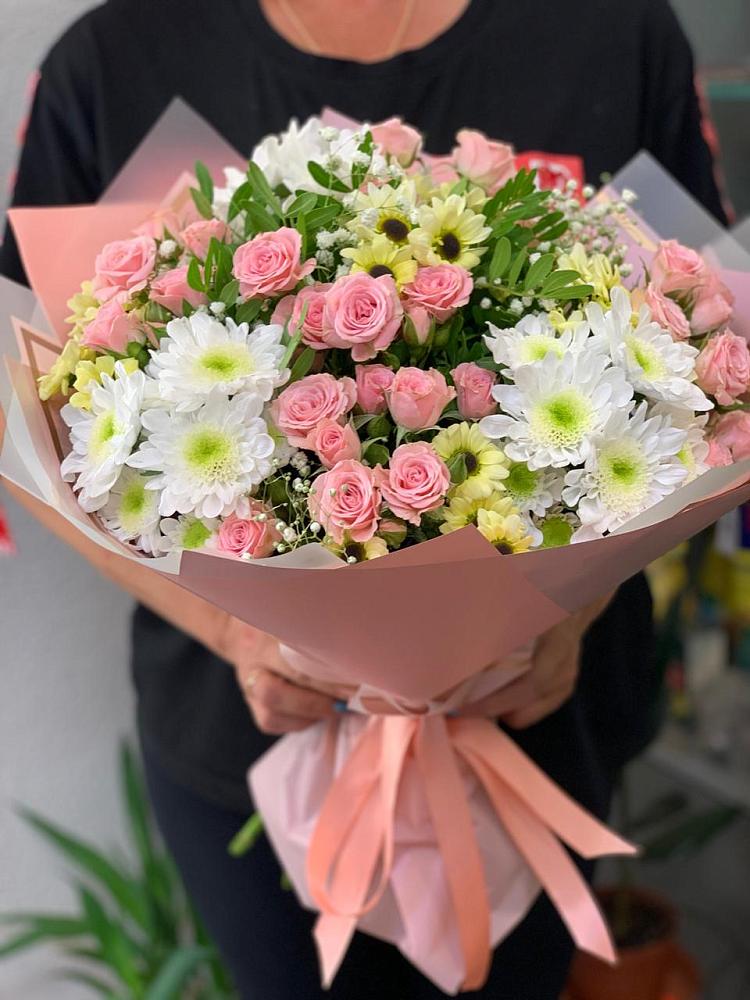 Букет цветов из: Розы и Хризантемы в Манасе