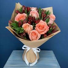 Букет цветов из:  Розы и Альстромерии в Манасе