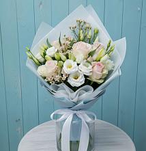 Букет цветов из:  Розы и Лизиантусы #REPLACE_PRED# Манасе