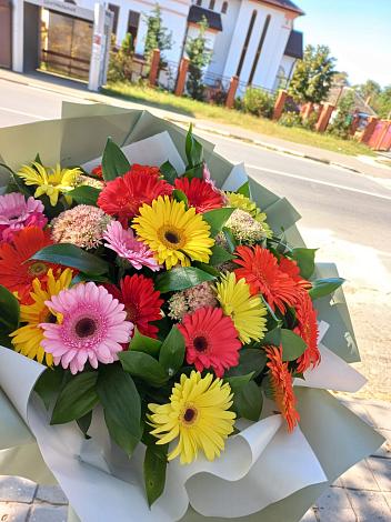 Букет цветов из: Герберы в Манасе